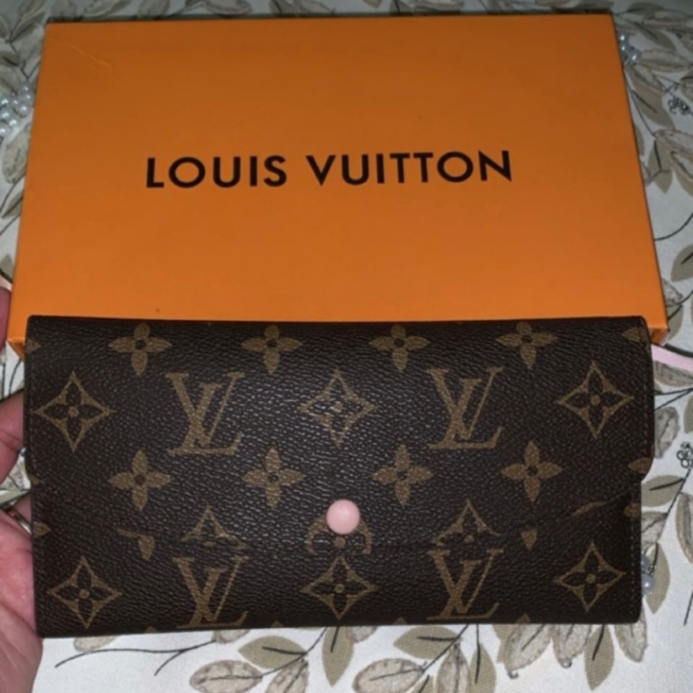 LV wallet